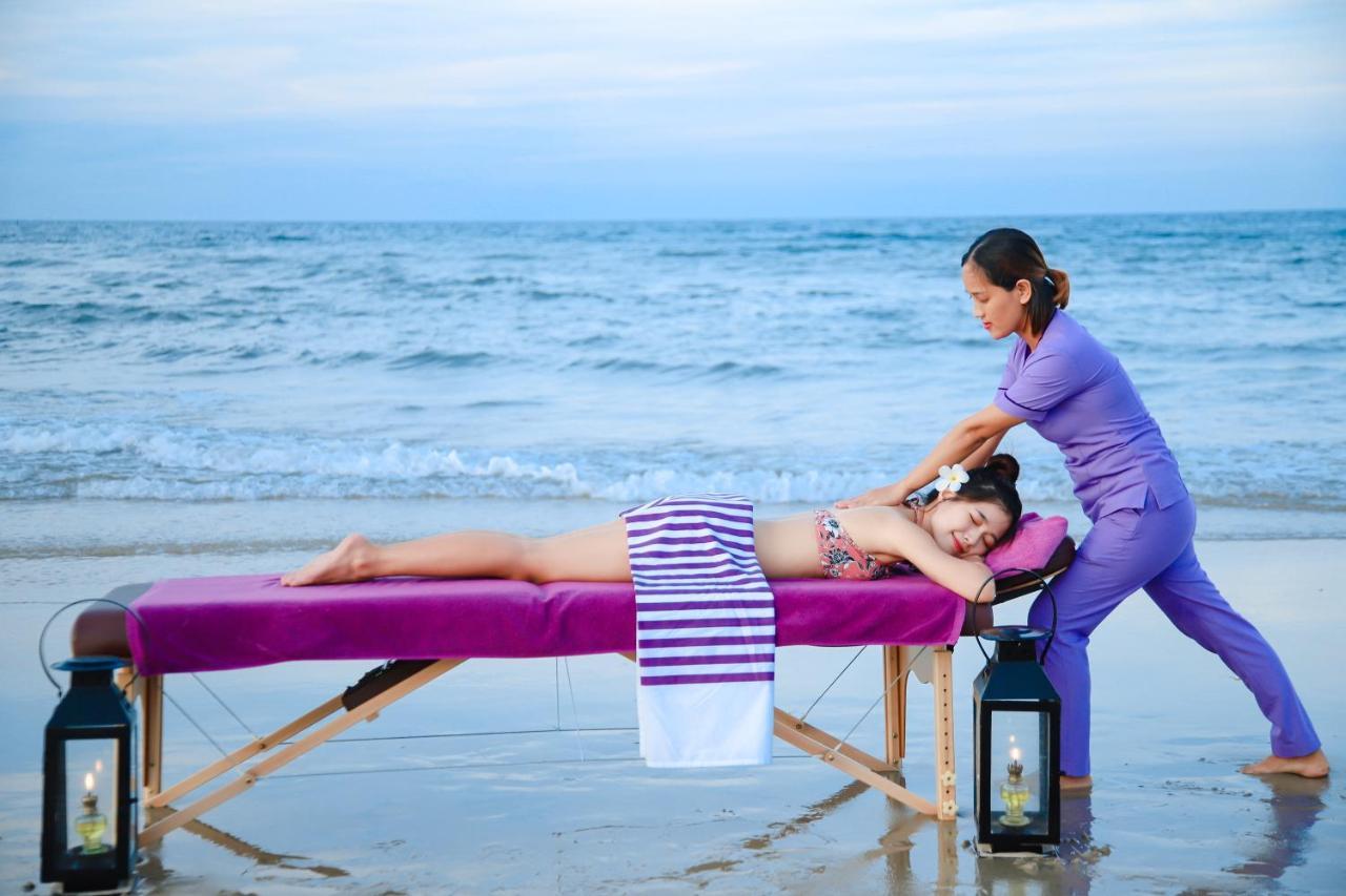 Carinae Danang Hotel エクステリア 写真