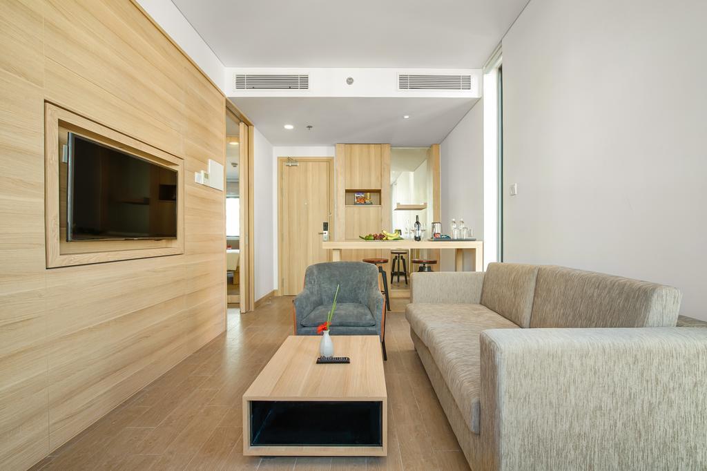 Carinae Danang Hotel エクステリア 写真