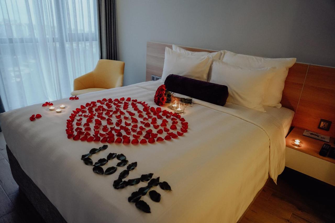 Carinae Danang Hotel エクステリア 写真